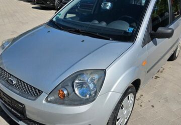 Ford Fiesta 150.054 km 1.250 &euro; Lachen-Speyerdorf 67435
