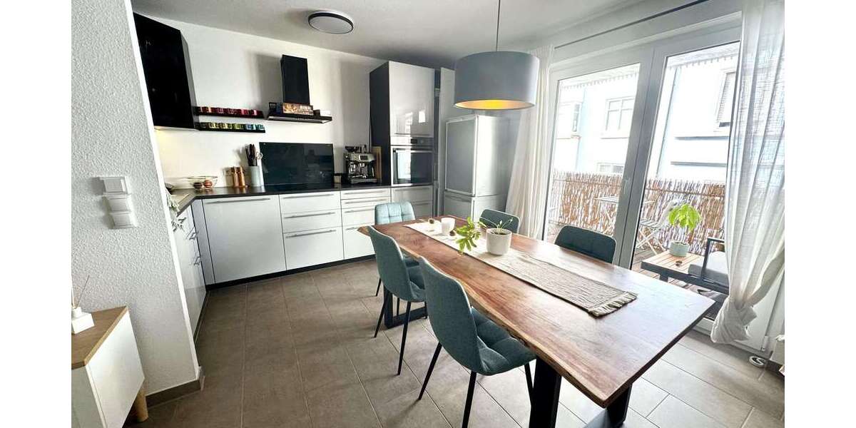 Etagenwohnung Kaiserslautern Betzenberg - 2 Zimmer, 61 m&sup2;, 610&euro; | Angebot:27357469