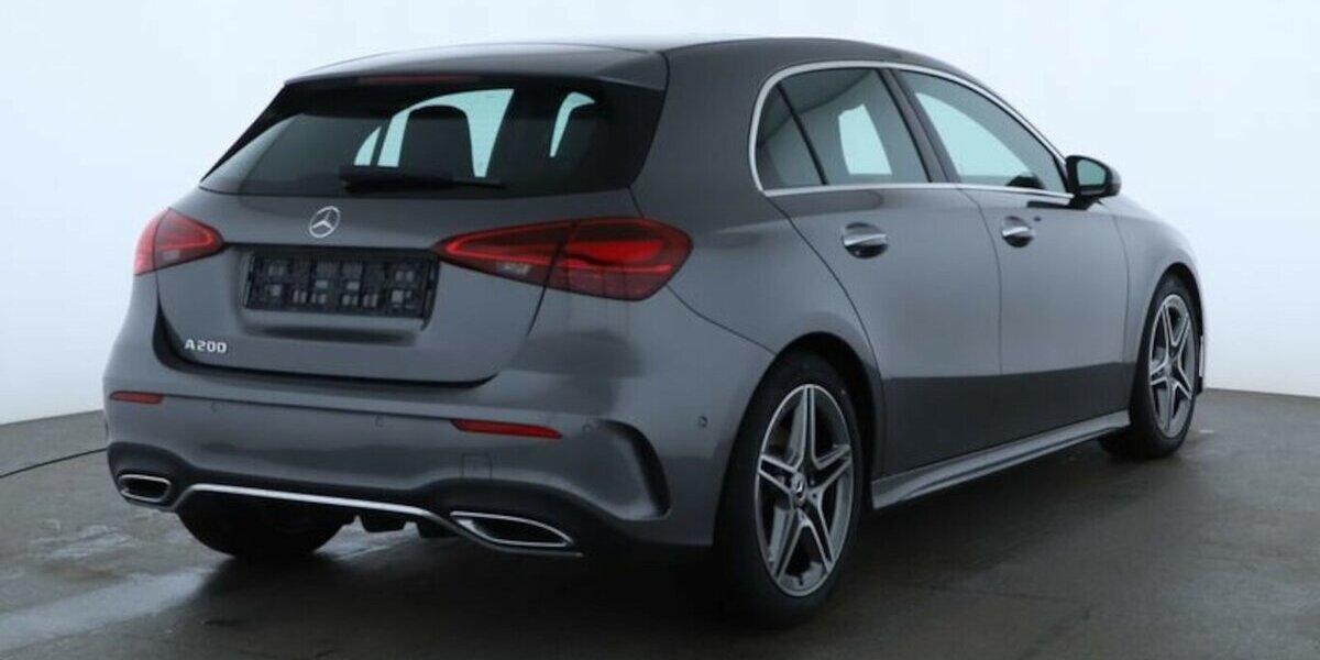 Mercedes-Benz A 200 AMG-Line *el. Panorama-SD*R.-Kamera* 21.061 km 32.900 &euro; Kaiserslautern 67657