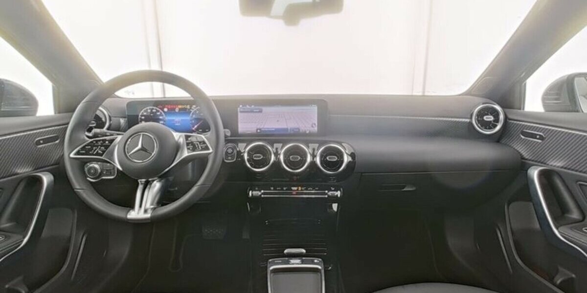 Mercedes-Benz A 180 Progressive Line Advanced *R.-Kamera* 20.627 km 29.800 &euro; Kaiserslautern 67657