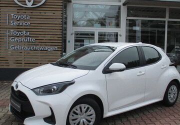 Toyota Yaris 10.000 km 23.489 &euro; Kaiserslautern 67661
