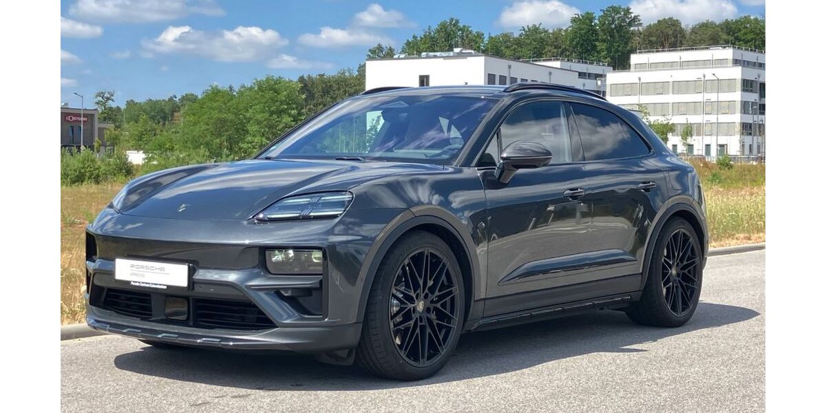 Porsche Macan 4.800 km 115.690 &euro; Kaiserslautern 67657