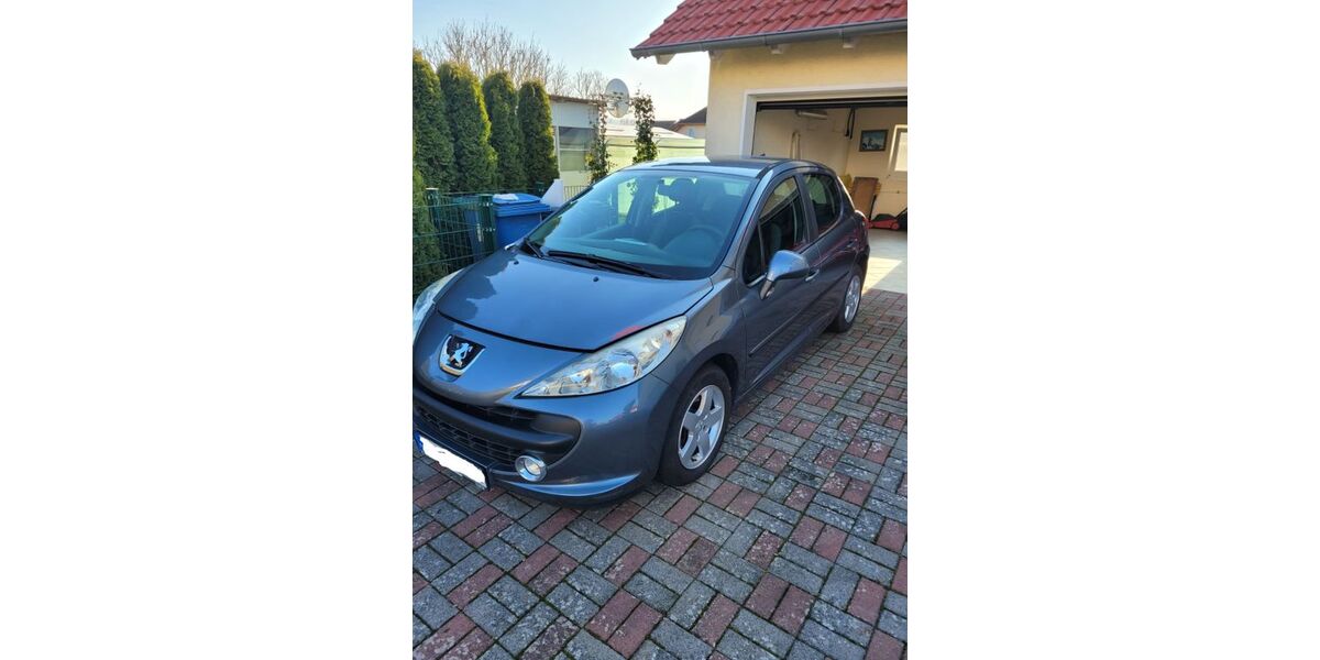 Peugeot 207 189.000 km 2.500 &euro; Spesbach 66882