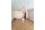 Vielseitiges Zweifamilienhaus mit Gewerbemöglichkeit, zahlreichen Stellplätzen u. idyllischem Garten - Zweifamilienhaus Friedelhausen Friedelhausen | Angebot:22137659