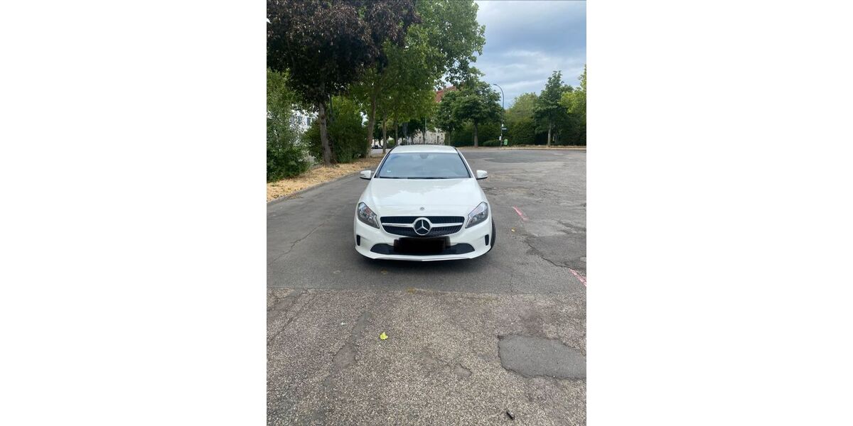 Mercedes-Benz A 180 143.186 km 12.300 &euro; Kaiserslautern 67659