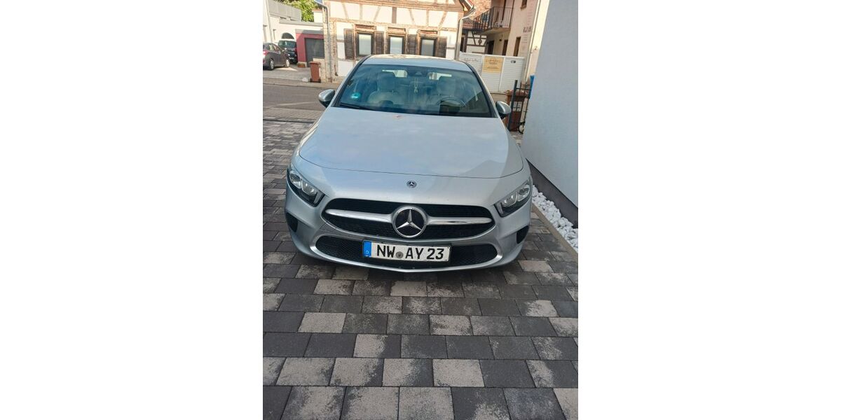 Mercedes-Benz A 180 80.000 km 21.000 &euro; Neustadt 67435