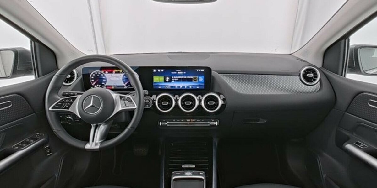 Mercedes-Benz B 200 Progressive*AHK* 12.400 km 33.700 &euro; Kaiserslautern 67657