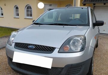 Ford Fiesta 98.500 km 2.550 &euro; Landstuhl 66849