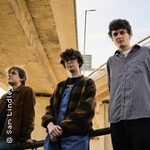 Shaking Hand (UK)